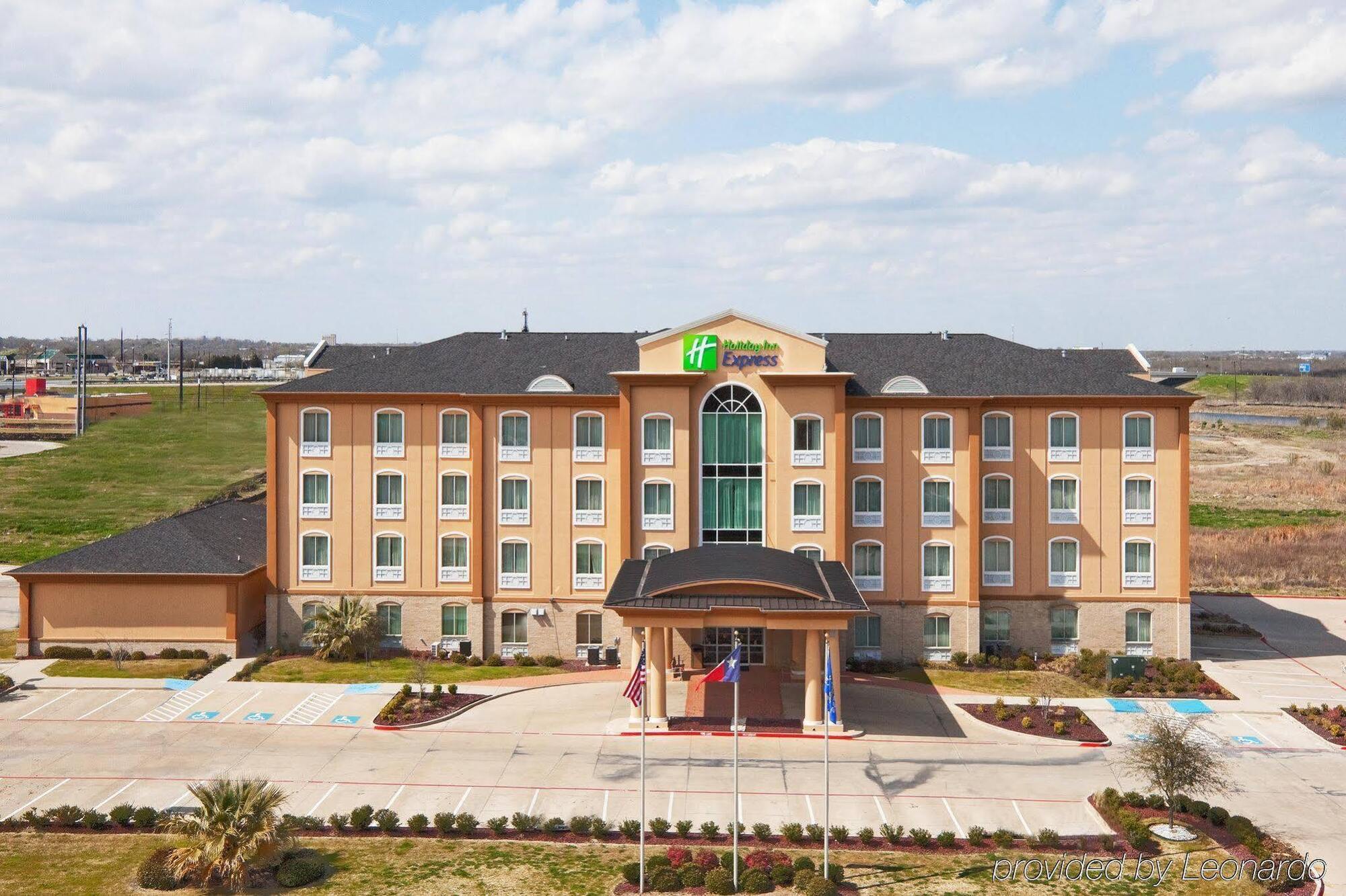 Holiday Inn Express Hotel And Suites Corsicana I-45 By Ihg Kültér fotó